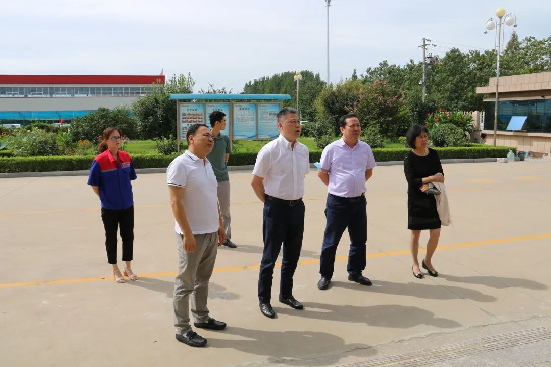 中國肉類協(xié)會(huì)常務(wù)副會(huì)長兼秘書長陳偉一行蒞臨銳智考察調(diào)研